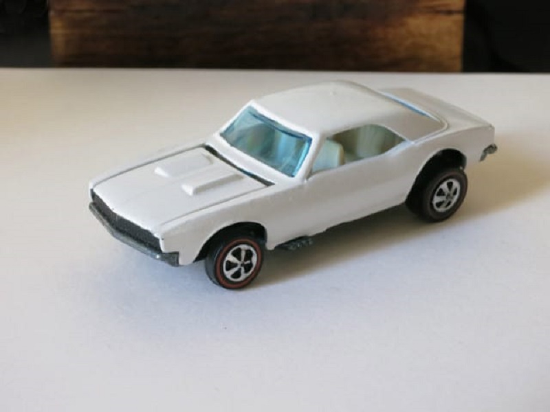 Carrinho Hot Wheels Custom Ford Maverick Flames Mattel na Americanas  Empresas